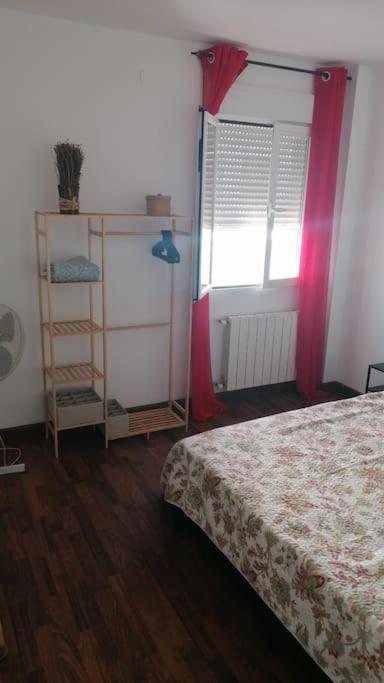 Views, Family & Private Parking In Alto Albayzin Apartment Granada Luaran gambar